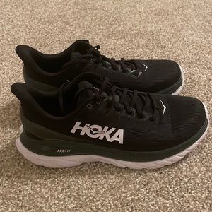 Hoka Mach size 9